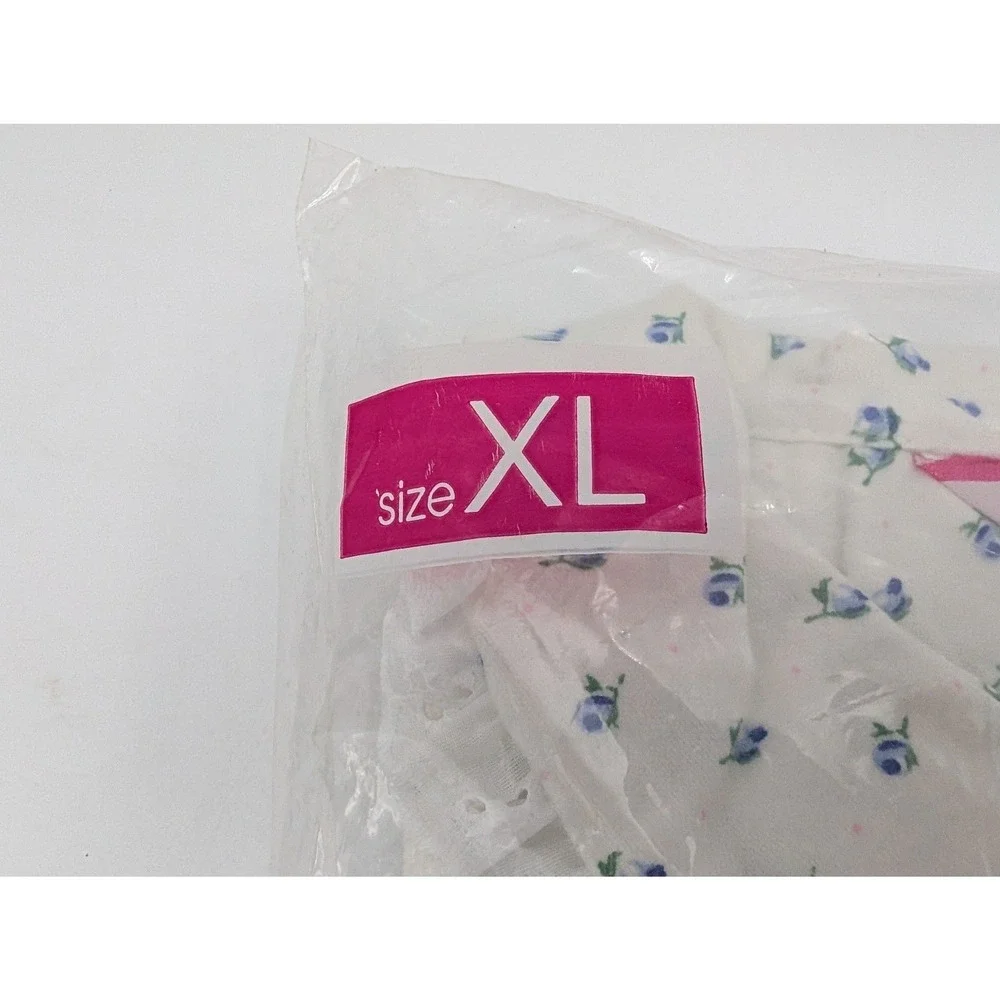 Lady Manhattan Flannel Gown Womens‎ XL White Blue Floral Lace Trim Sleepwear